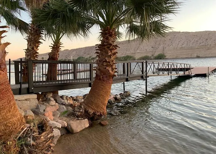#2 Bedroom Cozy Suite, 1 Min Walk To The # Apartment Bullhead City